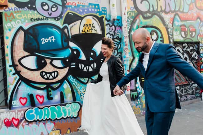 Les mariés profitent de cette magnifique journée