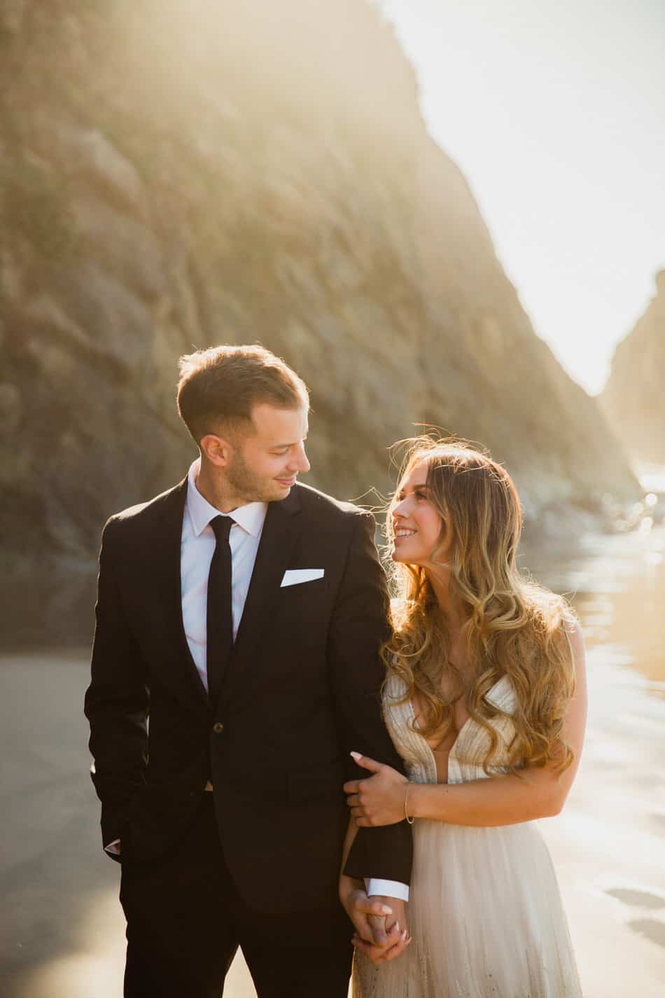 mariés sur la plage