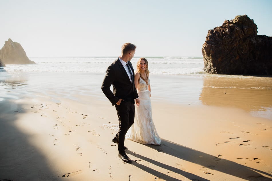 Magnifique couple pour une séance à la mer
