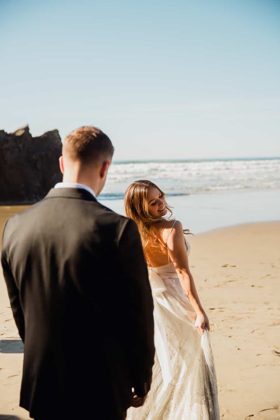 La mariée provoque son homme