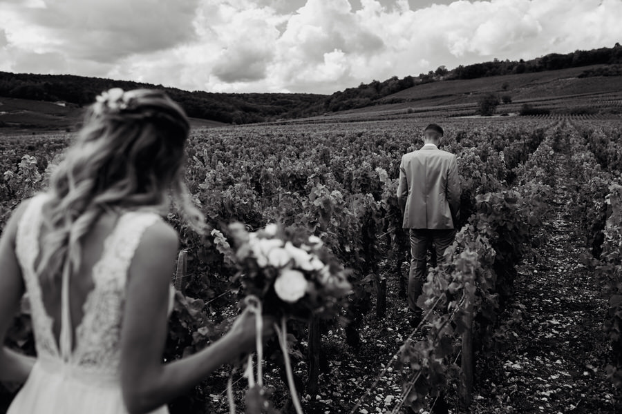 La mariée arrive au premier regard