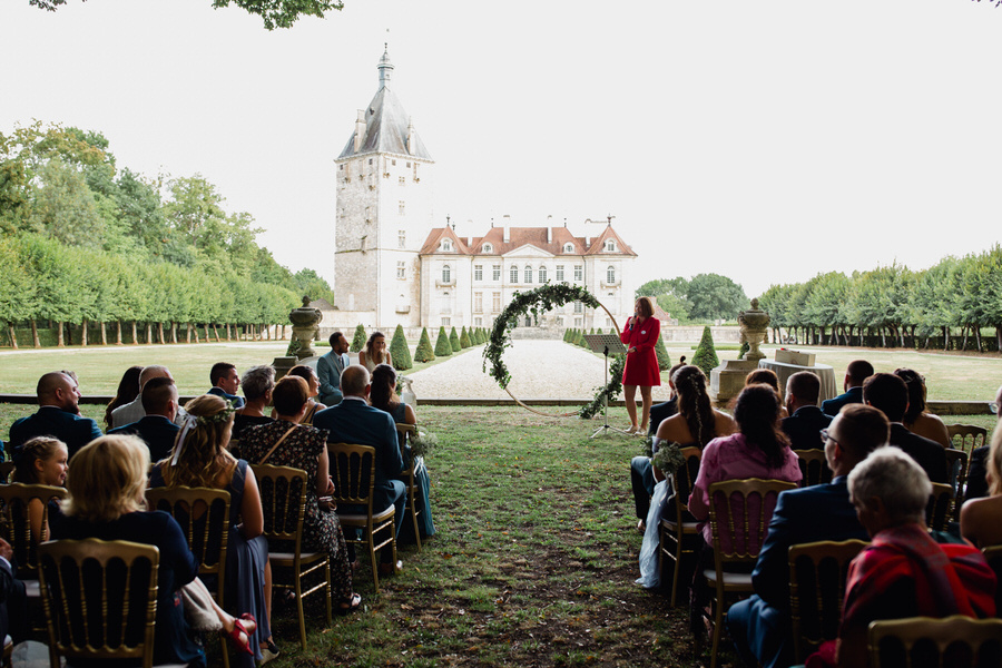 cérémonie laïque au château de talmay