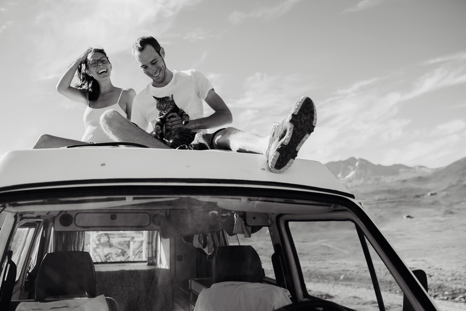 le couple sur le van