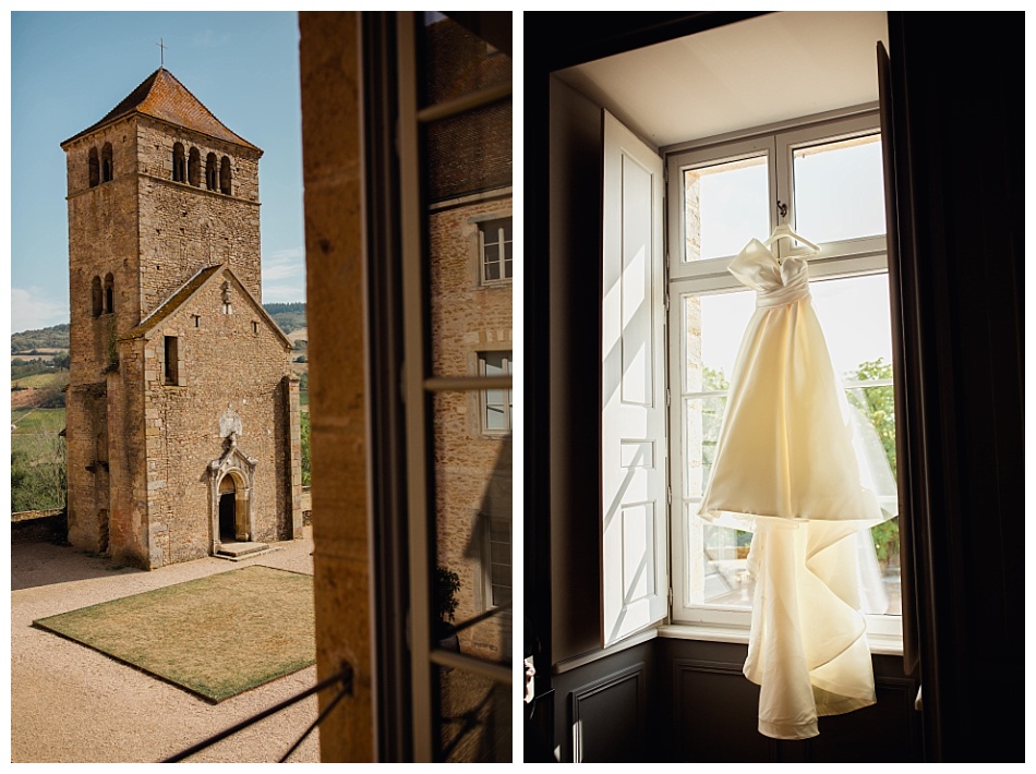 La robe de la mariée suspendue