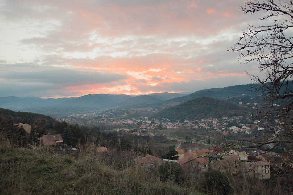 Le soleil se couche sur cette belle journée