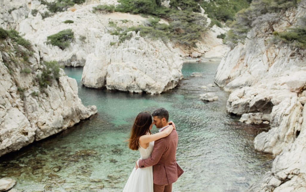 beautiful wedding couple in french riviera