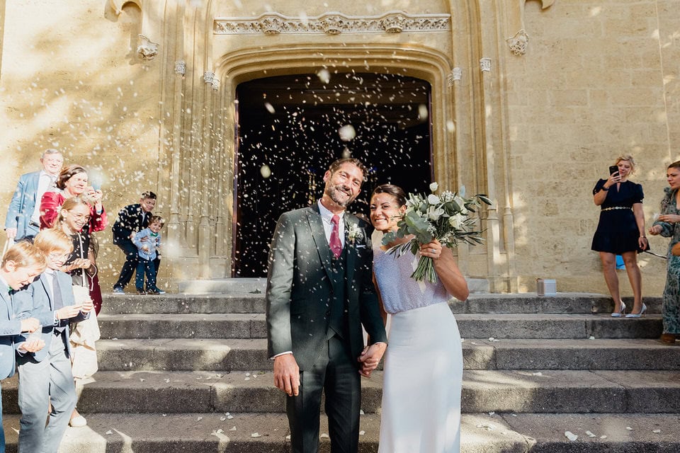 the couple at the exit of salon de provence church