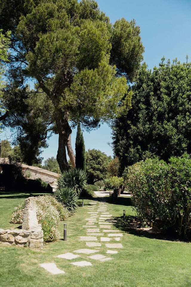 Mas de la Rose Garden