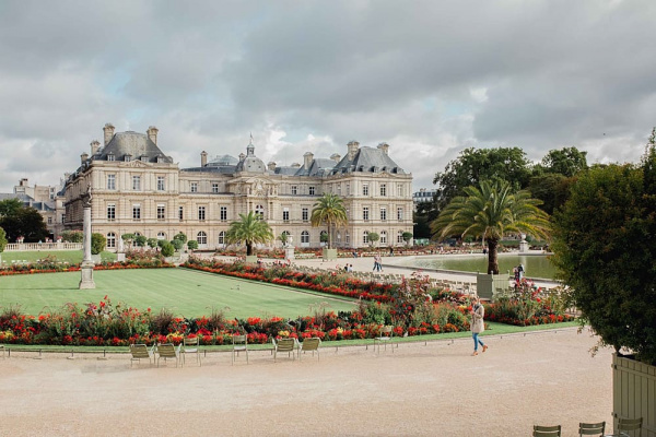 Le Sénat dans le Jardin du Luxembourg Jardin du Luxembourg à Paris