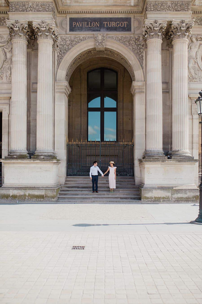 Le Louvre et les mariés