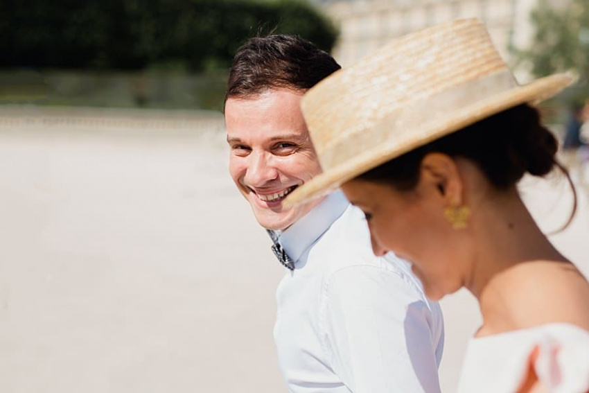 Des mariés tout sourire